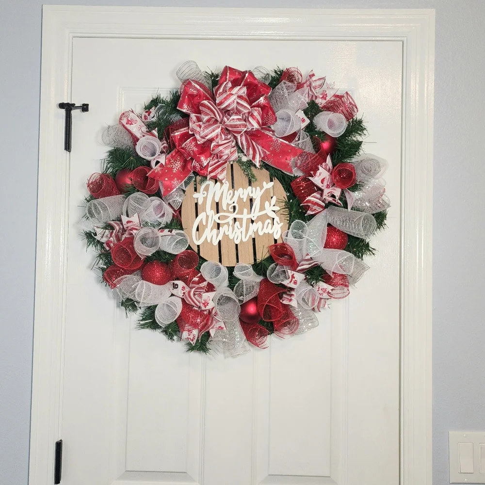 Festive Merry Christmas Wreath - Red, White, Silver